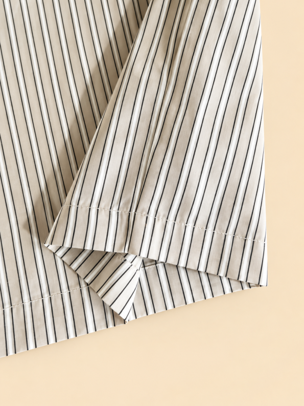 file_00000000df688210866d7de67cb0e503 شلوار راه راه H&M