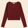 Polish_۲۰۲۶۰۹۲۹_۱۸۲۷۳۳۵۷۰ بلوز کراپ PULL&BEAR